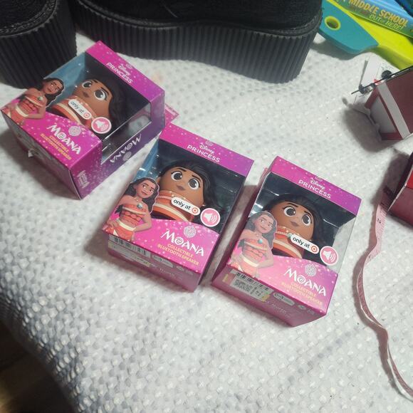 MOANA NWT DISNEY PRINCESS BLUETOOTH SPEAKER (1 ONLY) - Picture 5 of 5
